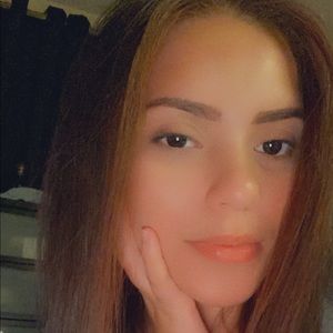 Meet your Posher, Jasmine